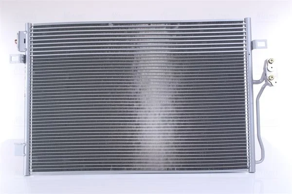 Condenser, air conditioning NISSENS 940379