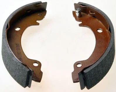 Komplet zavornih čevljev DENCKERMANN B120027