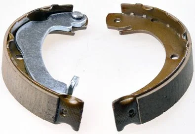Komplet zavornih čevljev DENCKERMANN B120214