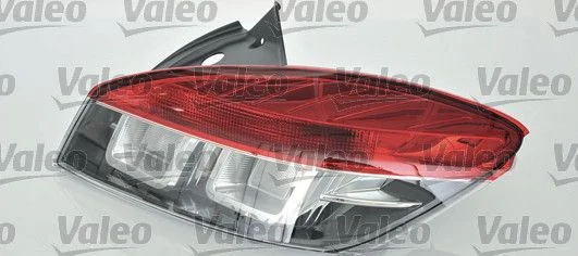 Montaža zadnje luči VALEO 043859