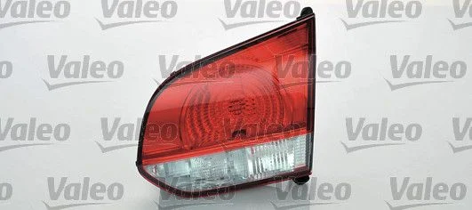 Montaža zadnje luči VALEO 043881