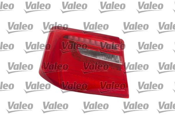 Montaža zadnje luči VALEO 044525