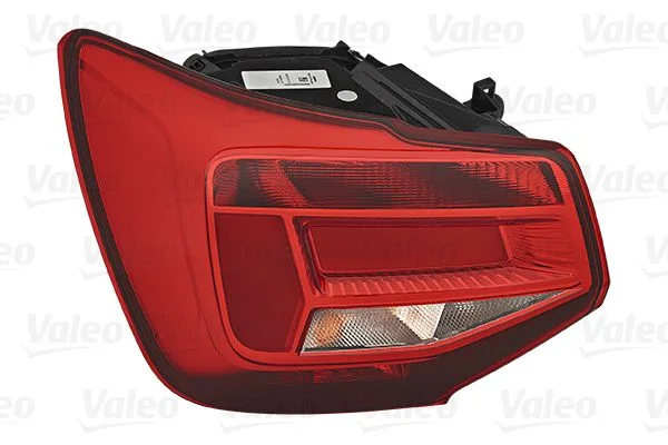 Tail Light Assembly VALEO 047085
