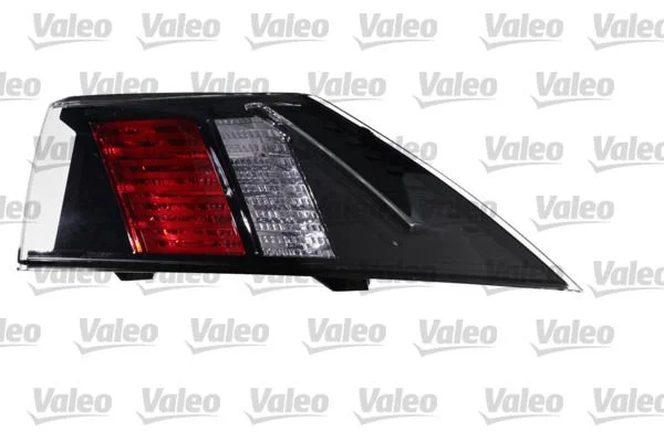 Montaža zadnje luči VALEO 047339