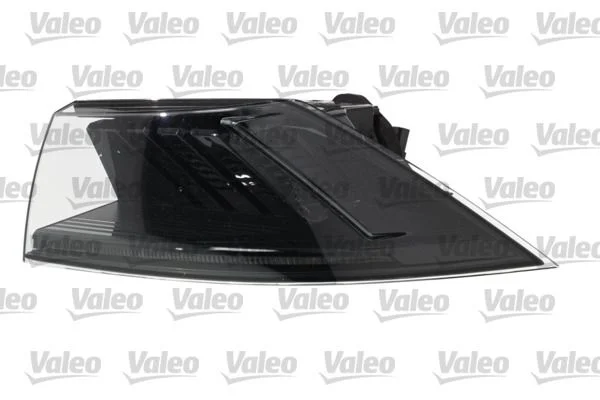 Montaža zadnje luči VALEO 047343