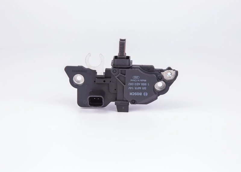 Regulator alternatorja BOSCH 1 986 AE0 092