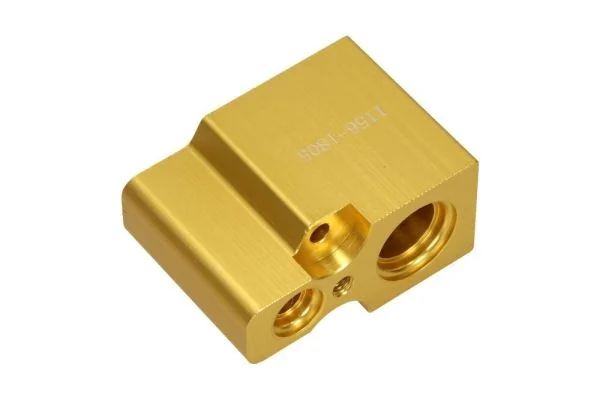 Expansion Valve, air conditioning MAXGEAR AC133645