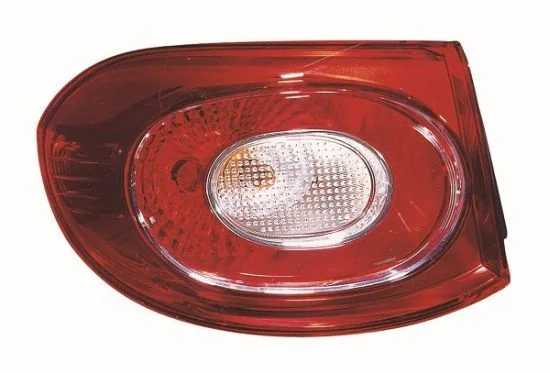 Montaža zadnje luči ABAKUS 441-1996L-UE
