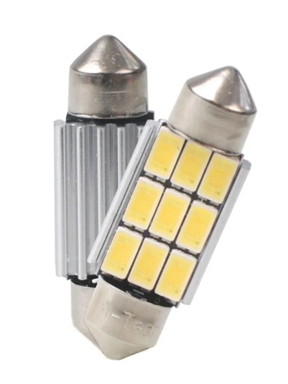 Žarnica, lučka za osvetlitev registrske tablice m-tech LB815WW