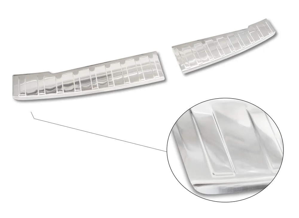 Rear bumper protector DACIA SANDERO III hatchback 5D 2020-> / DACIA SANDERO III Stepway hatchback 5D 2020-> / DACIA SANDERO Stepway comfort TCe90 2022-> (silver satine) AVISA 2/35124