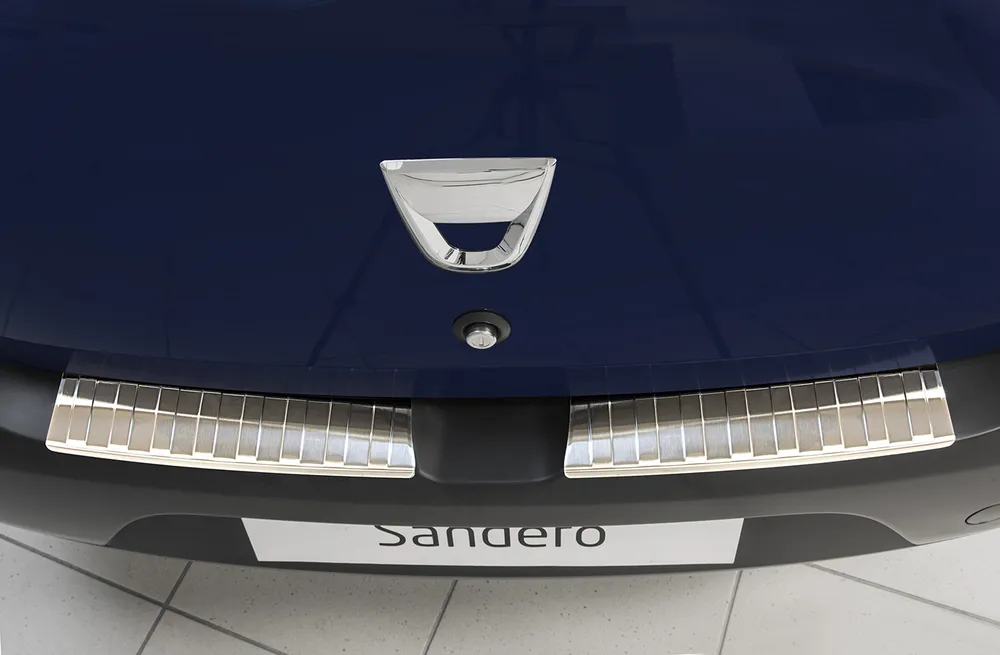 Rear bumper protector DACIA SANDERO II hatchback 2012-2016, FL 2016-2020 (silver satine) AVISA 2/35143
