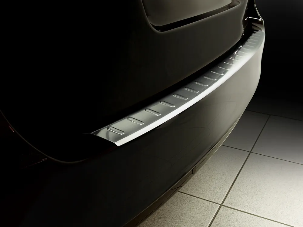 Rear bumper protector SKODA SUPERB combi 2009-2013 (silver satine) AVISA 2/35243