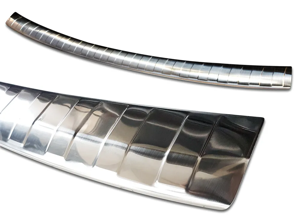 Rear bumper protector HONDA CR-V V 2018-> 2023 / HONDA CR-V V Hybrid 2019-> 2023 (silver satine) AVISA 2/35334