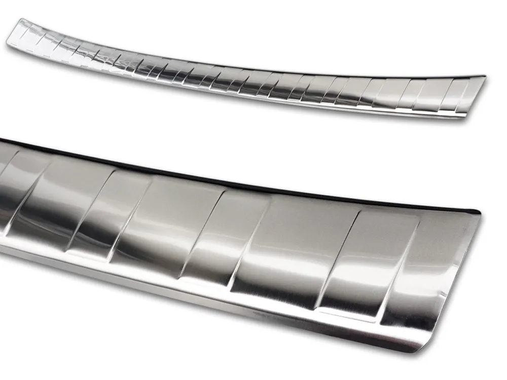 Rear bumper protector FORD FOCUS IV turnier / ST-Line/ Active 2018-2021, FL 2021-> (silver satine) AVISA 2/35342