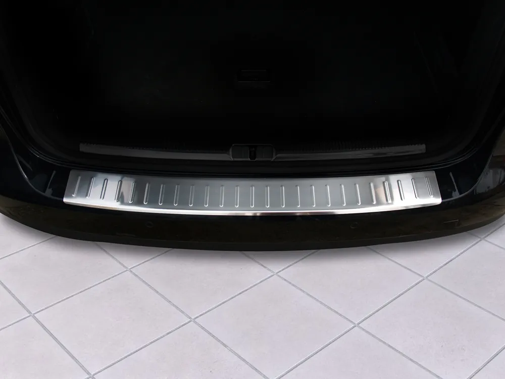Rear bumper protector VOLKSWAGEN PASSAT B6 variant 2005-2010 (silver satine) AVISA 2/35349