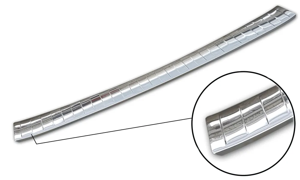 Rear bumper protector SEAT CUPRA LEON Sportstourer (KL) 2021-> 2024 FL 2024-> / SEAT LEON IV Sportstourer / FR 2020-2024, FL2024-> (silver satine) AVISA 2/35490