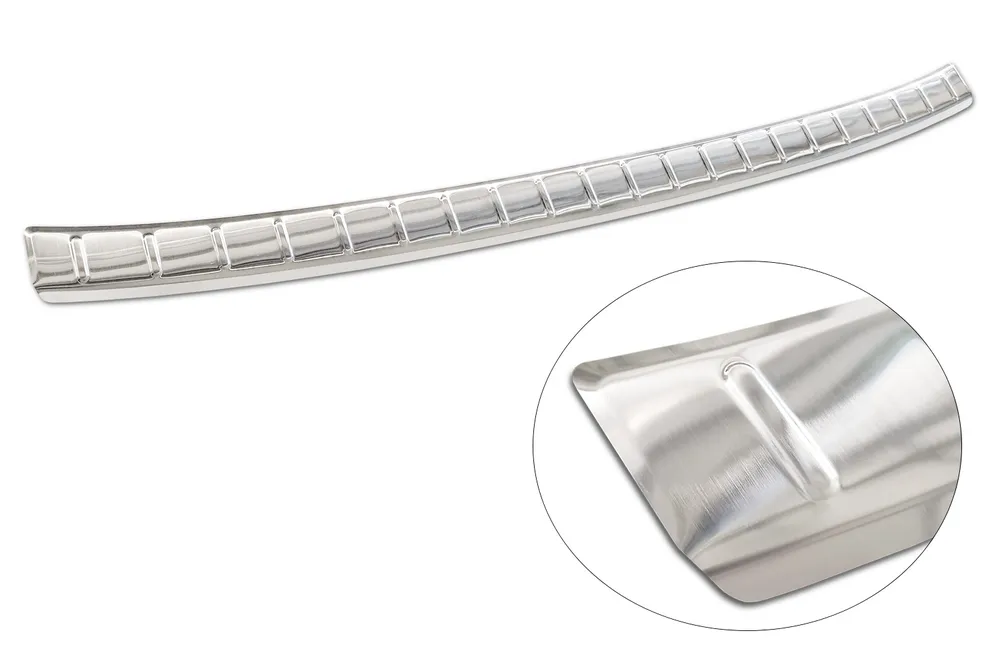 Rear bumper protector AUDI A3 IV (8Y) Sportback 5D 2020-> (silver satine) AVISA 2/35514