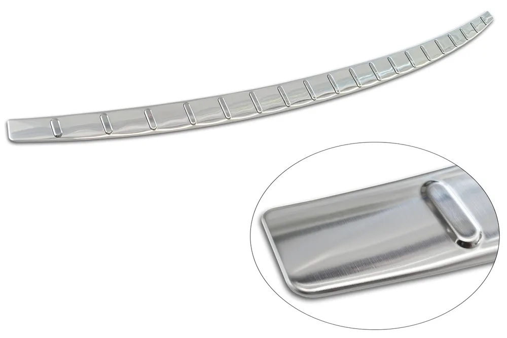 Rear bumper protector AUDI Q5 III 2024-> (silver satine) AVISA 2/35540