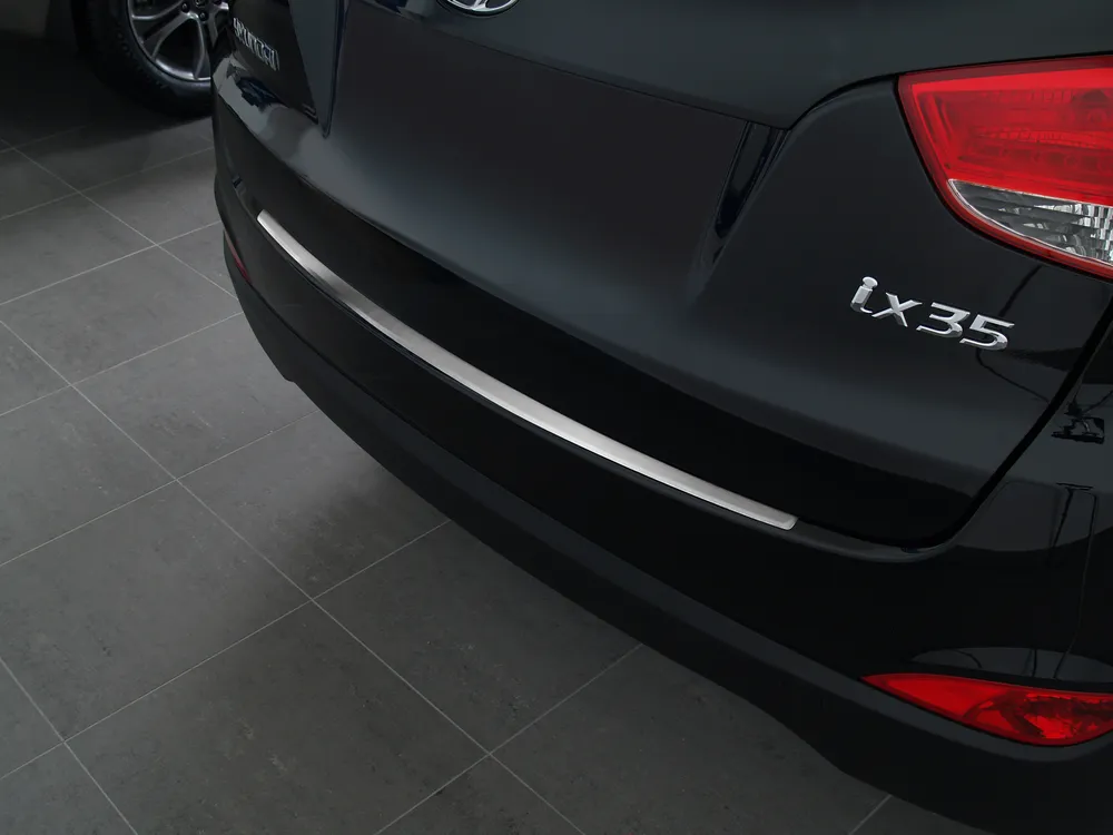 Rear bumper protector HYUNDAI ix35 2010-> (silver satine) AVISA 2/35622