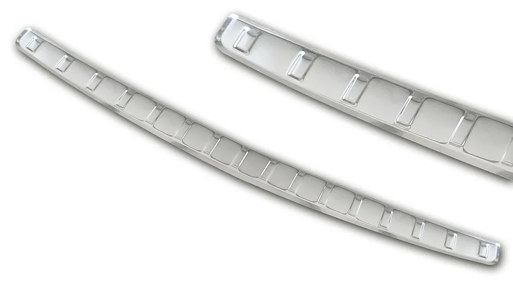 Rear bumper protector SKODA OCTAVIA IV liftback 2019-2024 FL 2024-> (silver satine) AVISA 2/35769