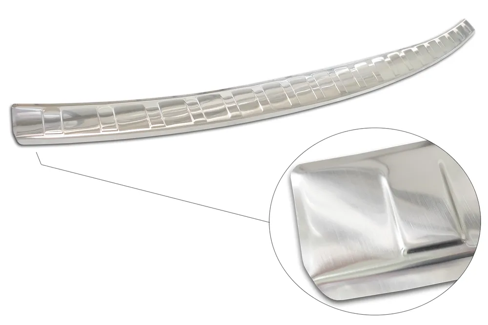 Rear bumper protector SKODA ENYAQ IV 2020-> (silver satine) AVISA 2/35787