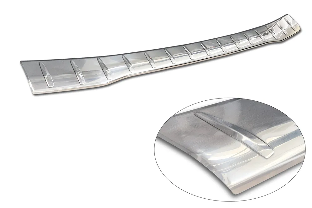 Rear bumper protector FORD TRANSIT CUSTOM II 2023-> / FORD TOURNEO CUSTOM II 2023-> ( without sport version) FORD E-TRANSIT CUSTOM II , FORD E-TOURNEO CUSTOM II 2023-> / VOLKSWAGEN TRANSPORTER T7 2024-> / VOLKSWAGEN Caravelle T7 2025- (silver satine) AVISA 2/35792