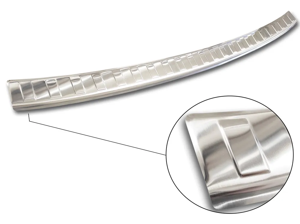 Rear bumper protector CITROEN C-CROSSER 2007-2012 / MITSUBISHI OUTLANDER II 2006-2012 / PEUGEOT 4007 2007-2012 (silver satine) AVISA 2/35797