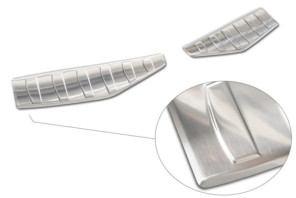 Rear bumper protector FORD MUSTANG MACH-E 2020-> (2 pcs) (silver satine) AVISA 2/35910