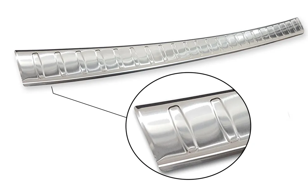 Rear bumper protector SUZUKI VITARA II / Hybrid 2015-2018, FL2018-2024, FL 2024- > (silver satine) AVISA 2/35964