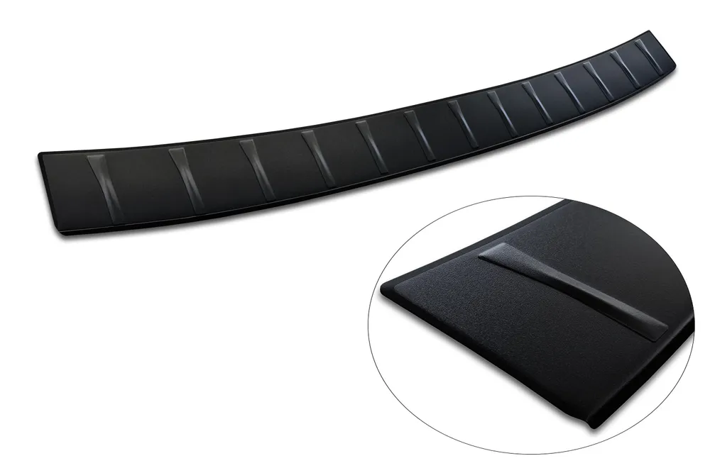 Rear bumper protector SKODA SUPERB IV COMBI 2024-> (black MAT) AVISA 2/40358