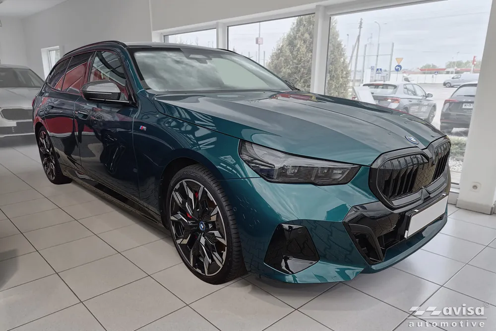 Rear bumper protector BMW i5 M60 2025 x drive touring / BMW 5 VIII G61 Touring 2024-> (fits to : M-Pakiet and without M-Pakiet version) (black MAT) AVISA 2/40390