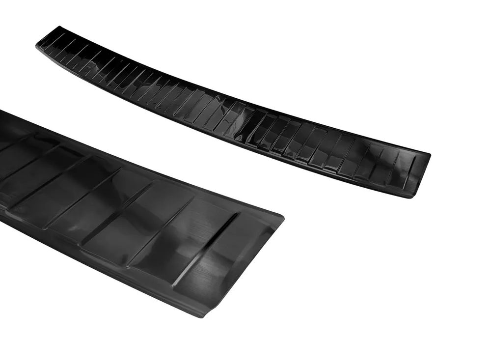 Rear bumper protector SKODA KAMIQ crossover 2019->2024 (black) AVISA 2/45223