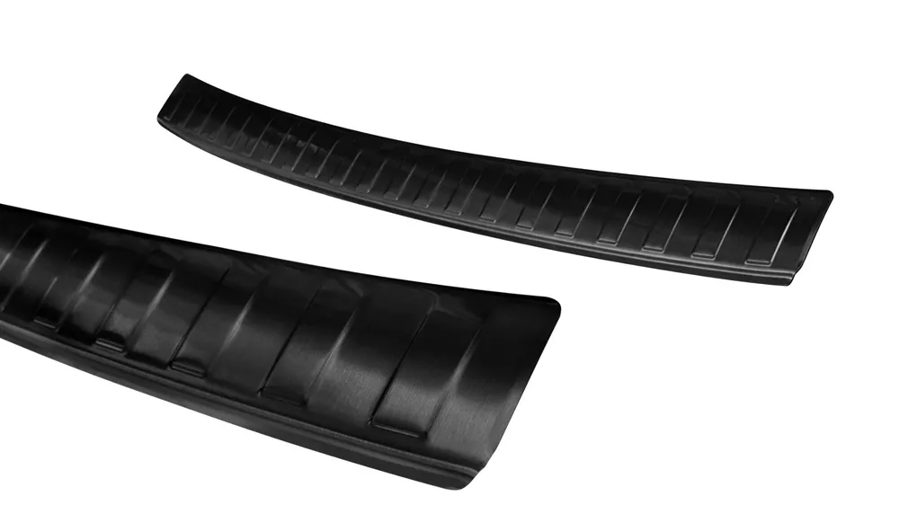 Rear bumper protector HYUNDAI i10 III hatchback 5D 2019->2023 Fl.2023-> (black) AVISA 2/45234