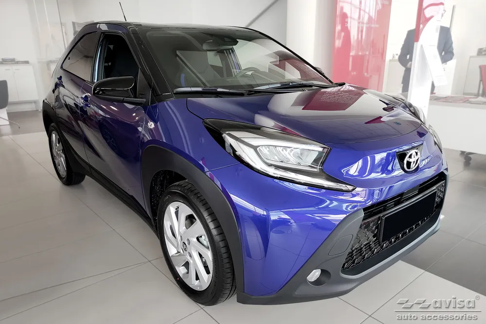 Rear bumper protector TOYOTA AYGO X crossover 2022-2025, FL 2025-/ TOYOTA AYGO X hybrid 2026-> (black) AVISA 2/45282