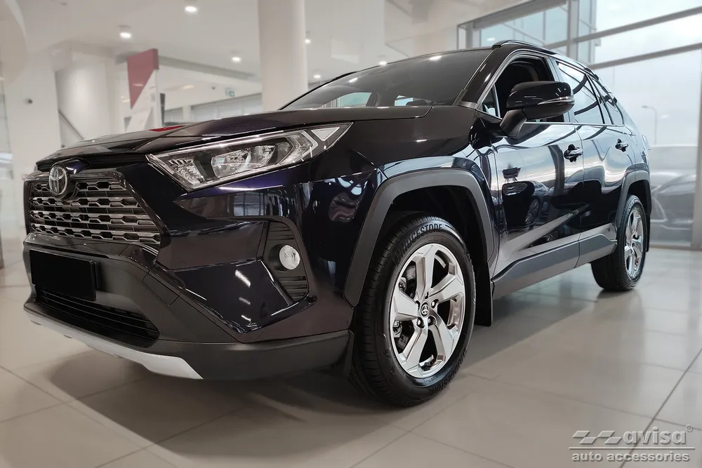Galinio buferio apsauga TOYOTA RAV4 V generation /Hybrid 2018-2026 (fits also to PHEV GR version ) Shadow Premium (black / black mirror) AVISA 2/50205