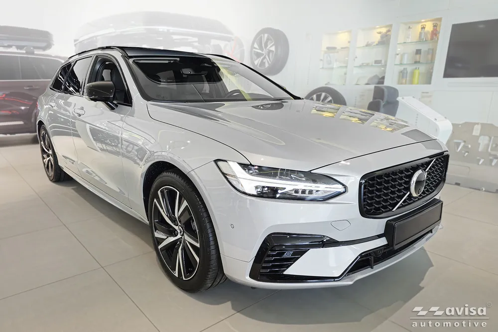 Trunk lid trim VOLVO V90 KOMBI 2016- / V90 Cross Country 2016-> (black mirror) AVISA 2/51106