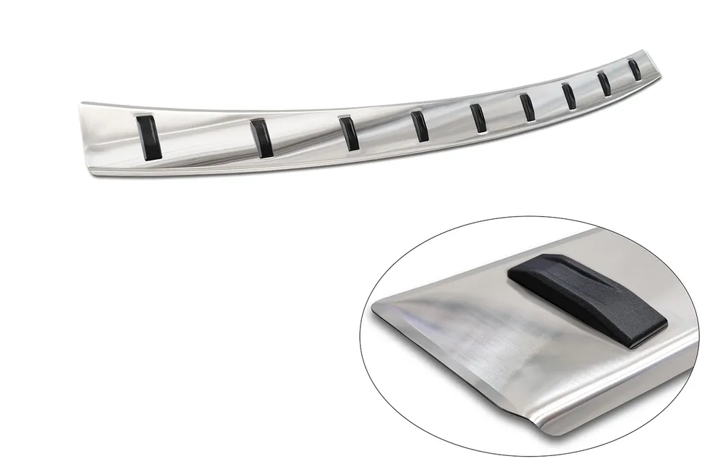 Rear bumper protector BMW 5 VII Touring G31 FL 2020-2024 (without M-pakiet) (silver satine) AVISA 2/52046