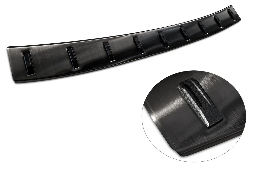 Rear bumper protector VOLKSWAGEN PASSAT B8 variant / R-line / Alltrack/ GTE 2014-2019, FL2019->2023 (black) AVISA 2/54025