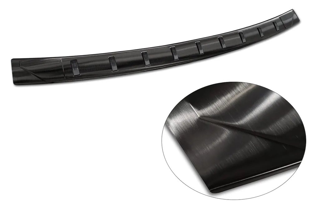 Rear bumper protector VOLVO V90 combi 2016-> / VOLVO V90 Cross Country 2016-> (black) AVISA 2/54035