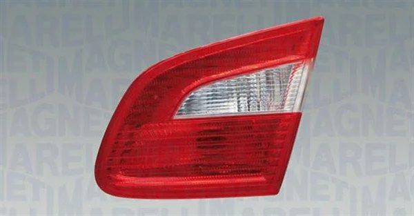 Montaža zadnje luči MAGNETI MARELLI 714027061801
