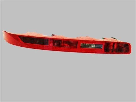 Montaža zadnje luči MAGNETI MARELLI 714027340802