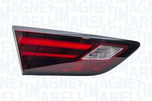 Montaža zadnje luči MAGNETI MARELLI 714081410103