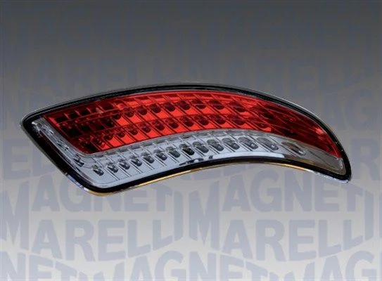 Montaža zadnje luči MAGNETI MARELLI 715104106000